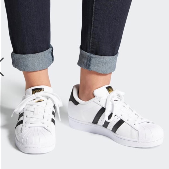 adidas superstar hurt my feet